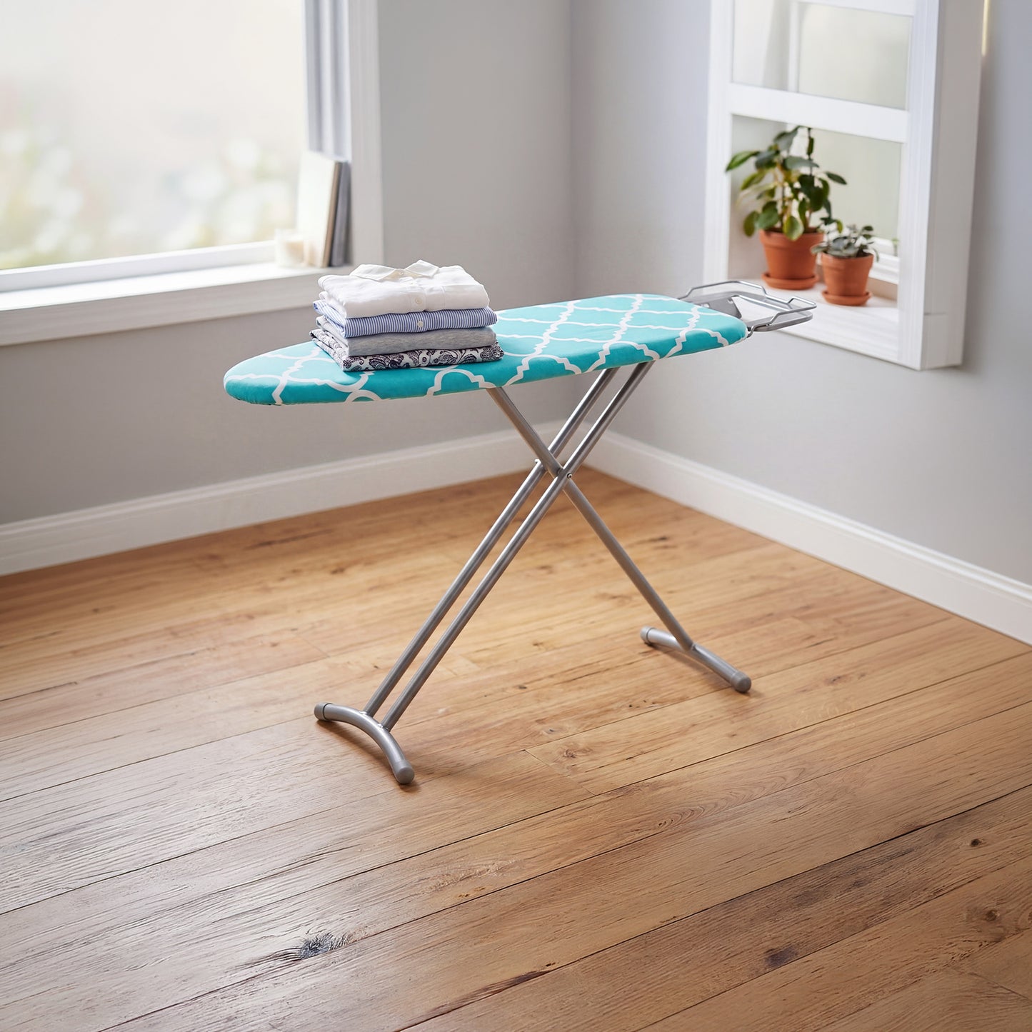 Westinghouse Ironing Board 900mm Lightweight